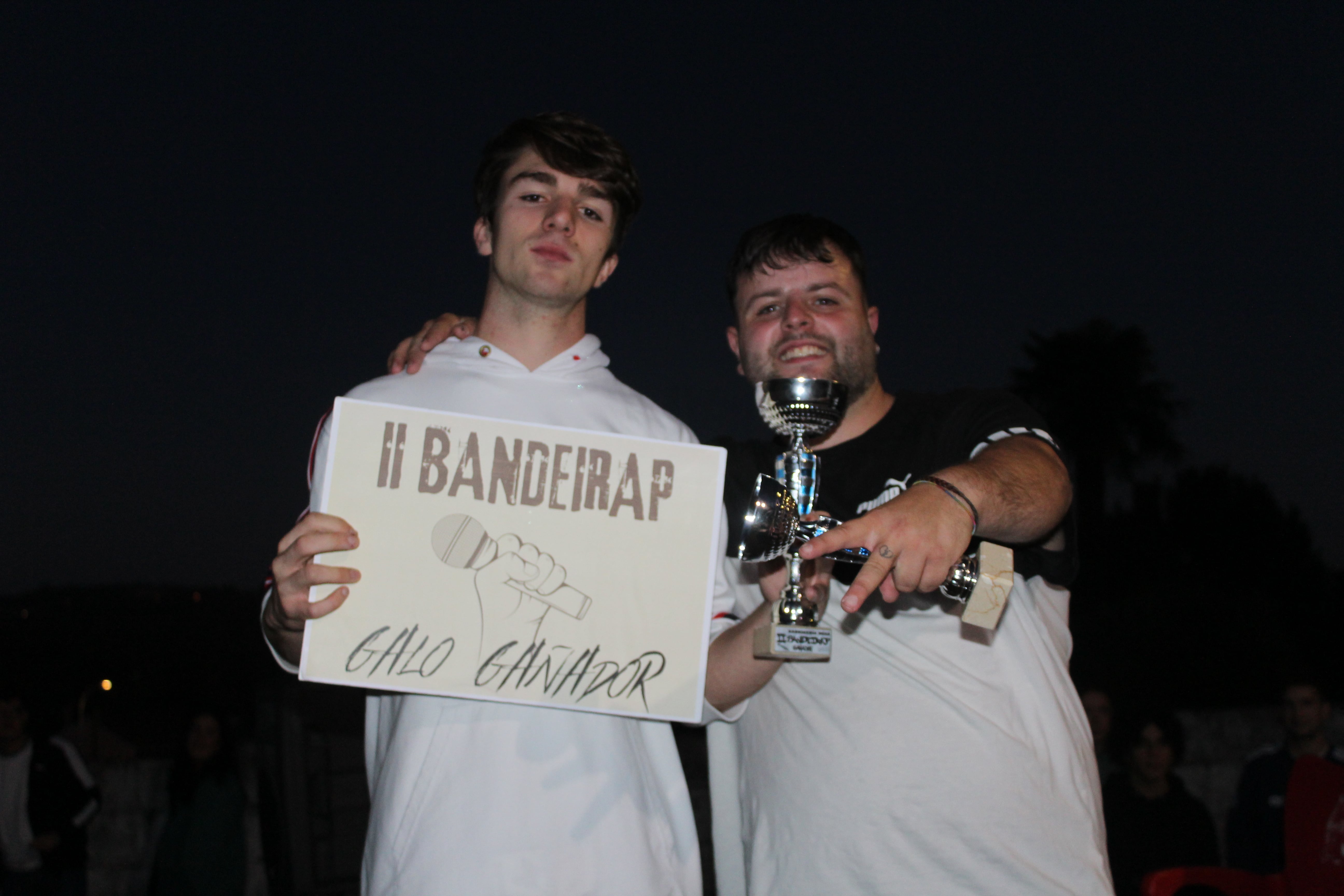 foto Album Amigos da empanada