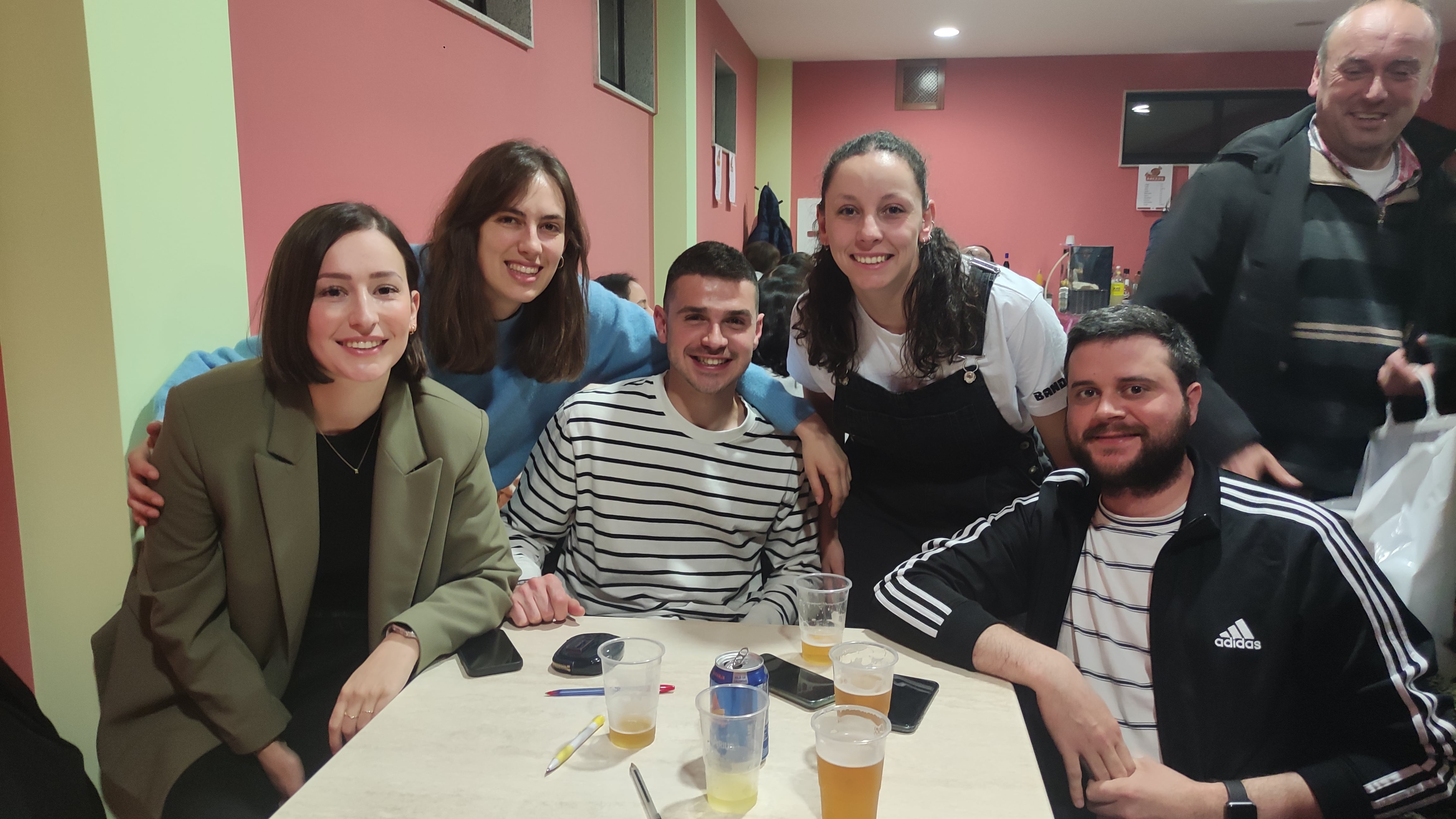 foto Album Amigos da empanada