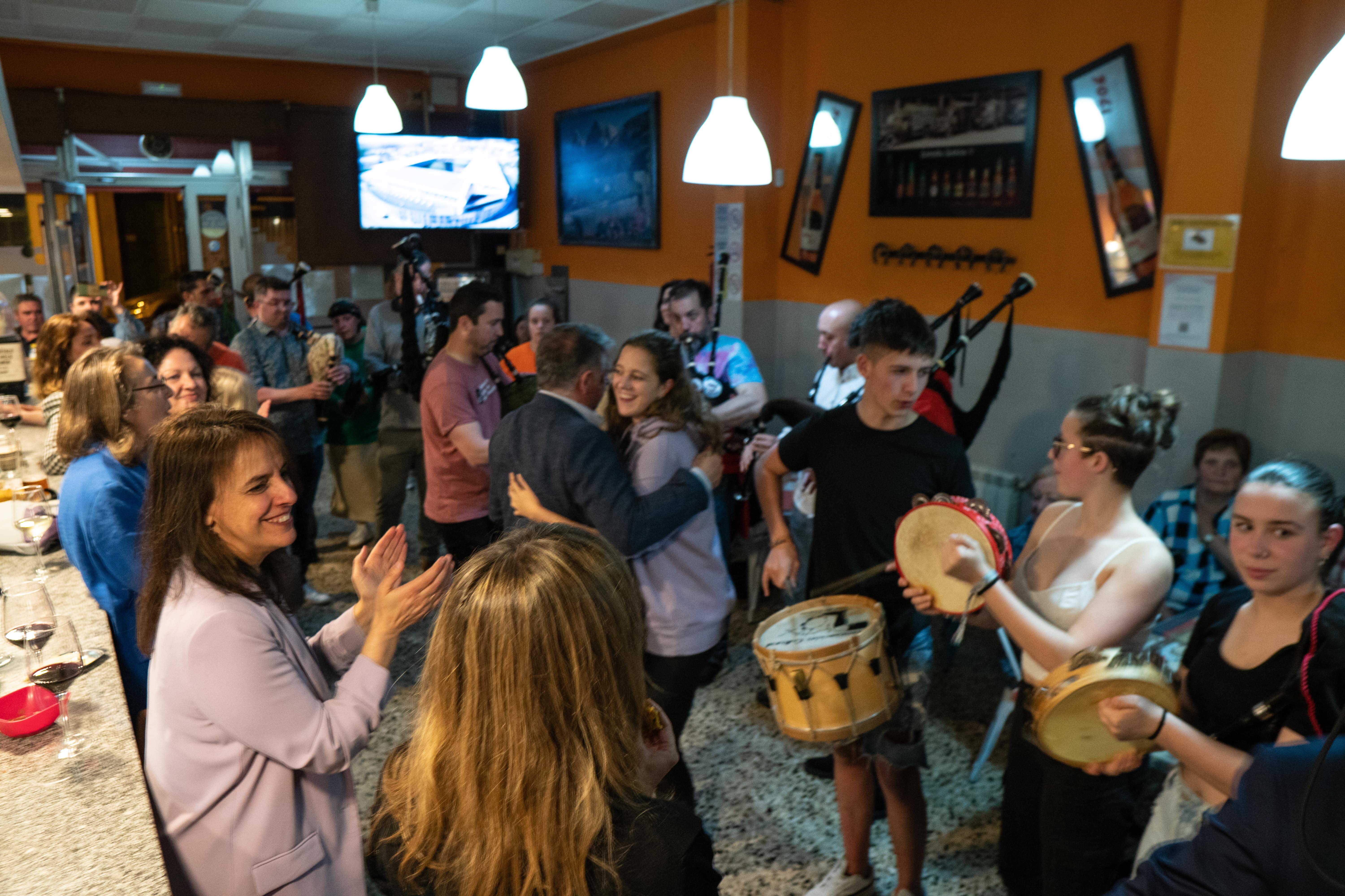 foto Album Amigos da empanada
