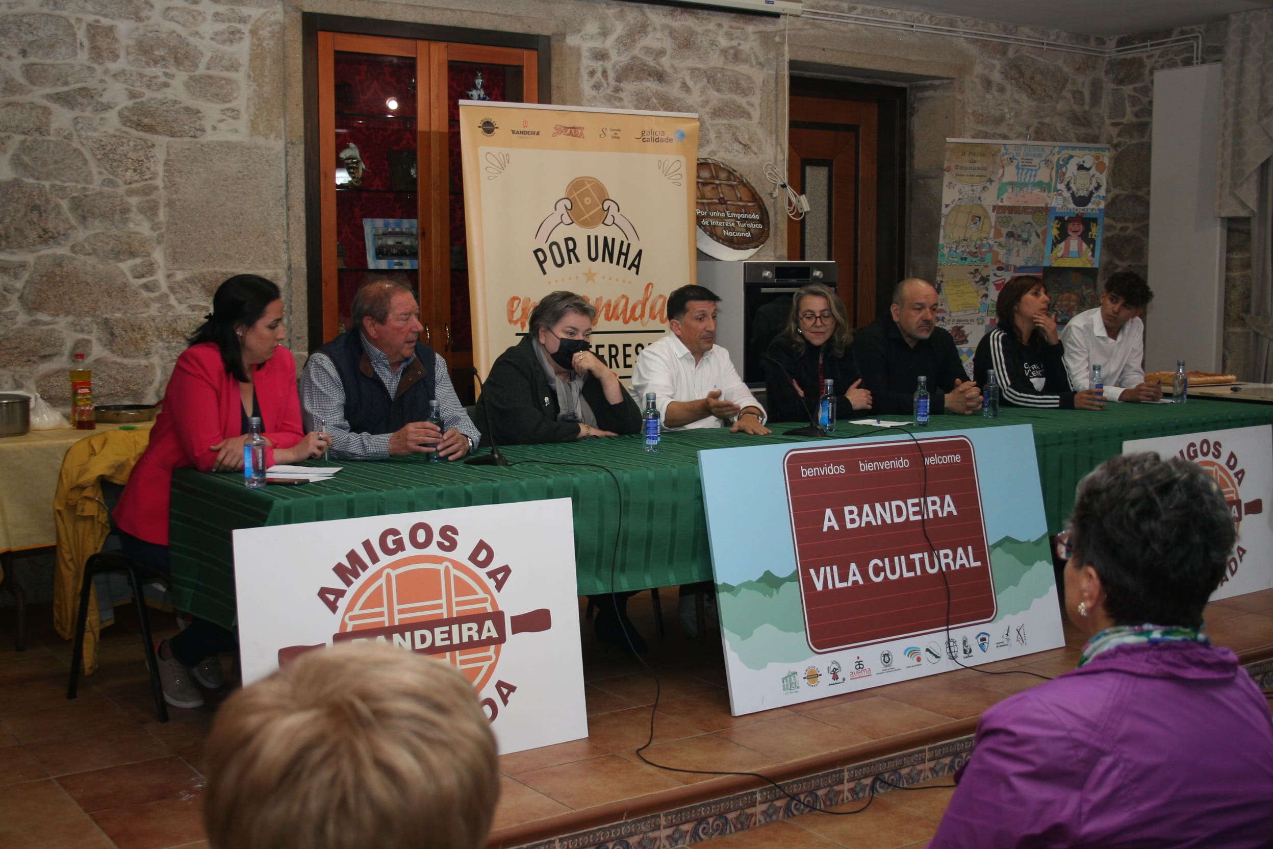 foto Album Amigos empanada