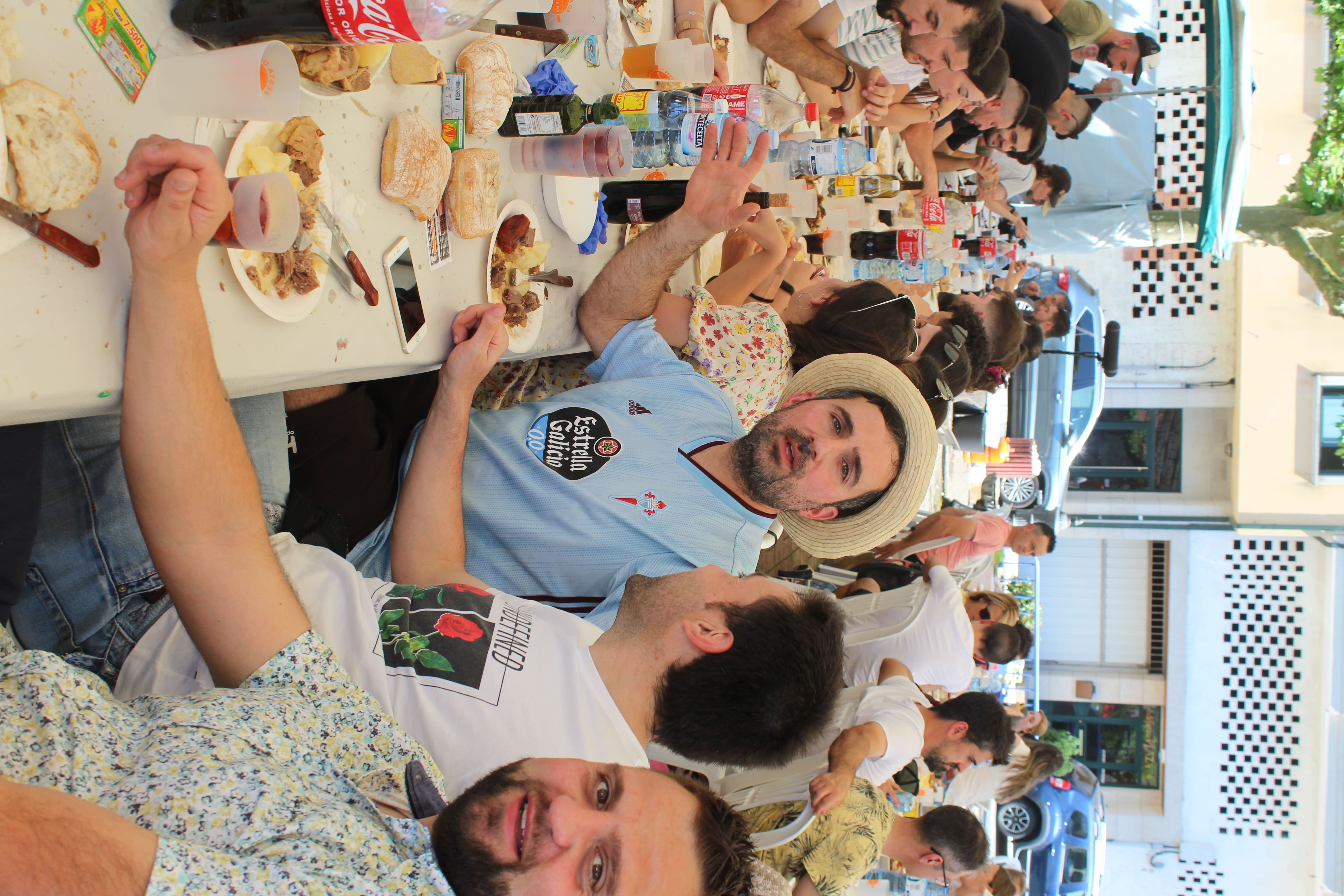 foto Album Amigos da empanada